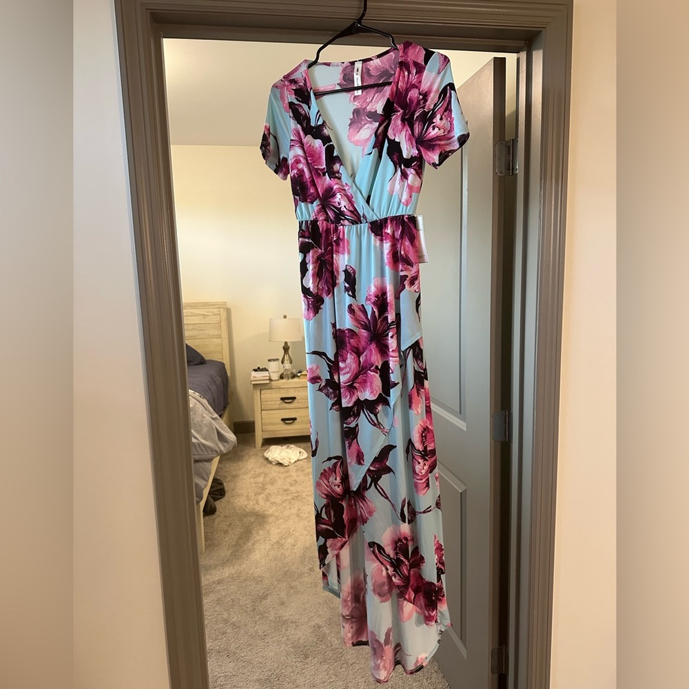Blue and pink floral midi dress with short sleeves